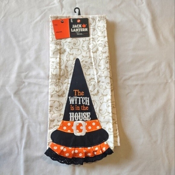 Set of 2 Halloween Theme Kitchen Towels - Picture 1 of 6